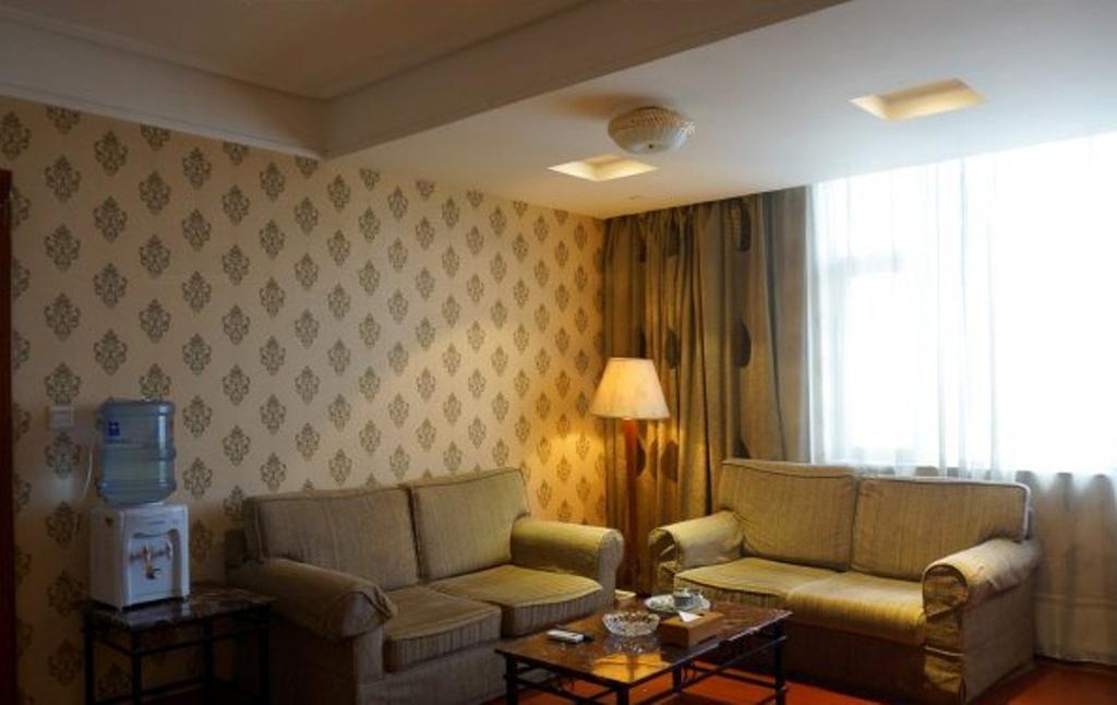 Yingfeng Hotel Dongguan  Room photo